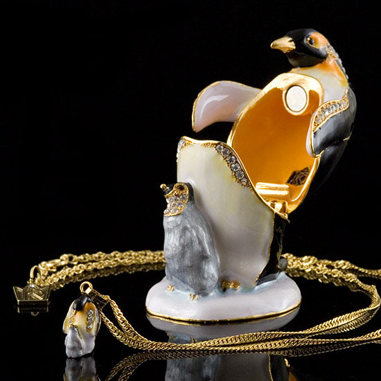 Penguins Box and Necklace