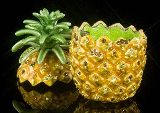 Jeweled Pineapple Box